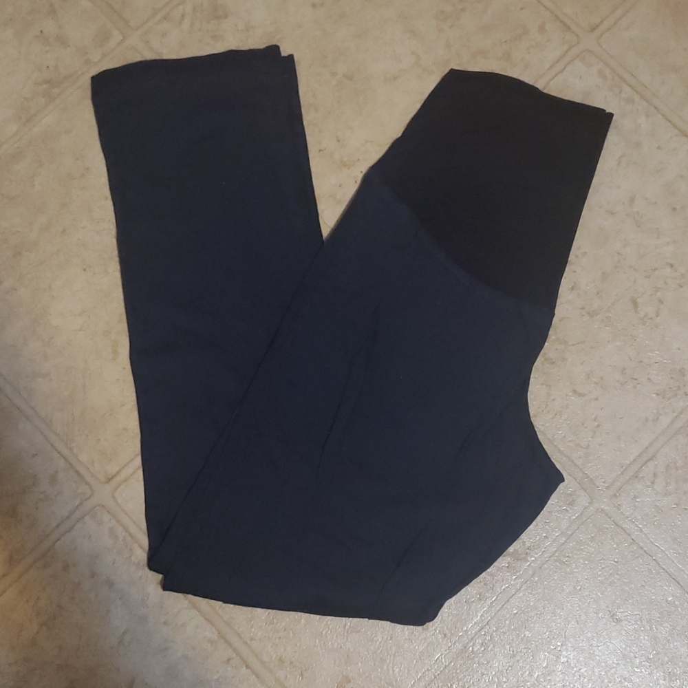 Maternity pants medium